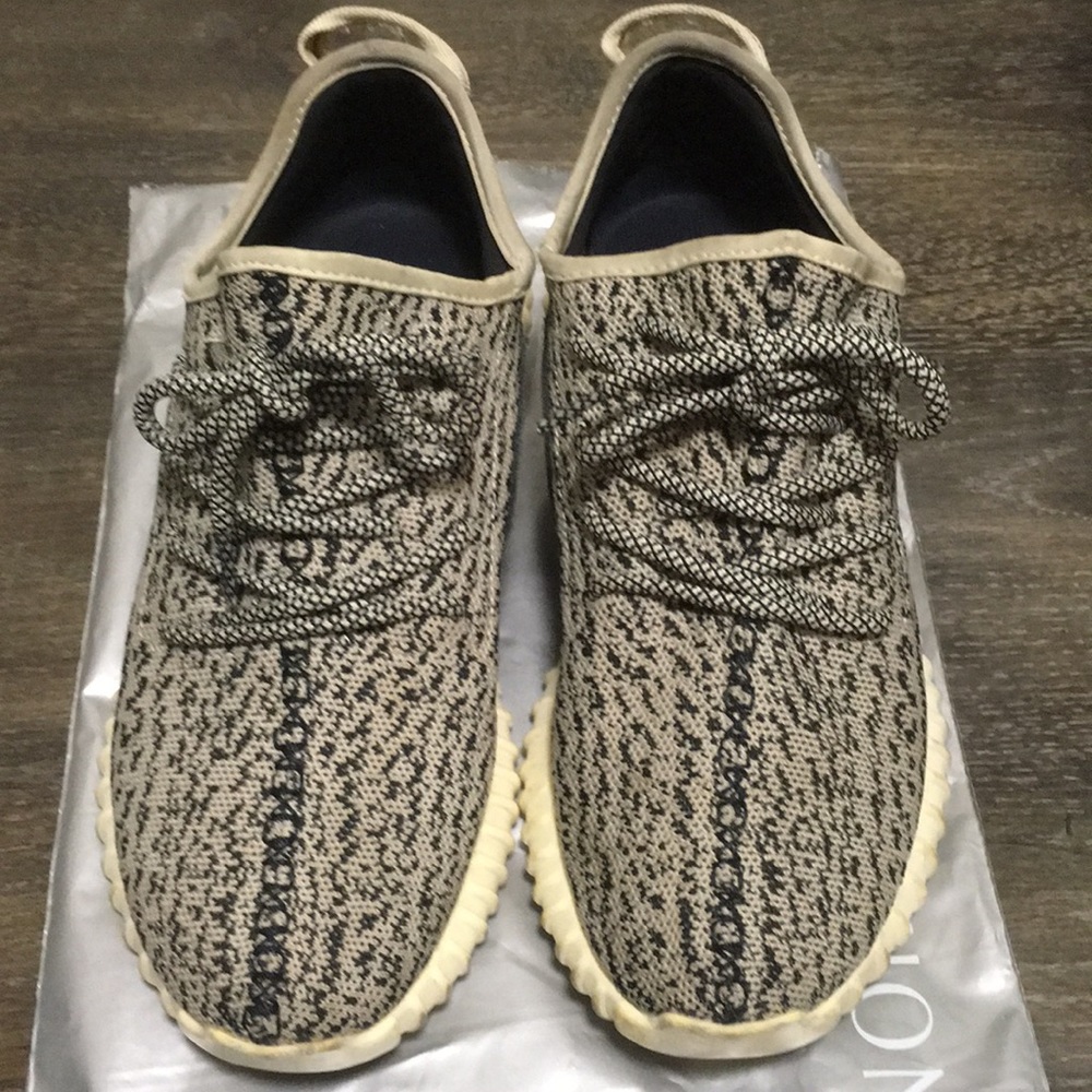 Adidas Yeezys boost 350 turtledove